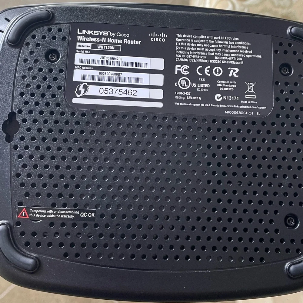 Cisco Linksys Internet Router - Picture 2 of 4